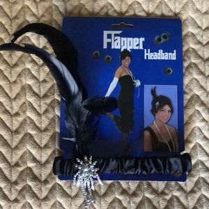 Flapper headband